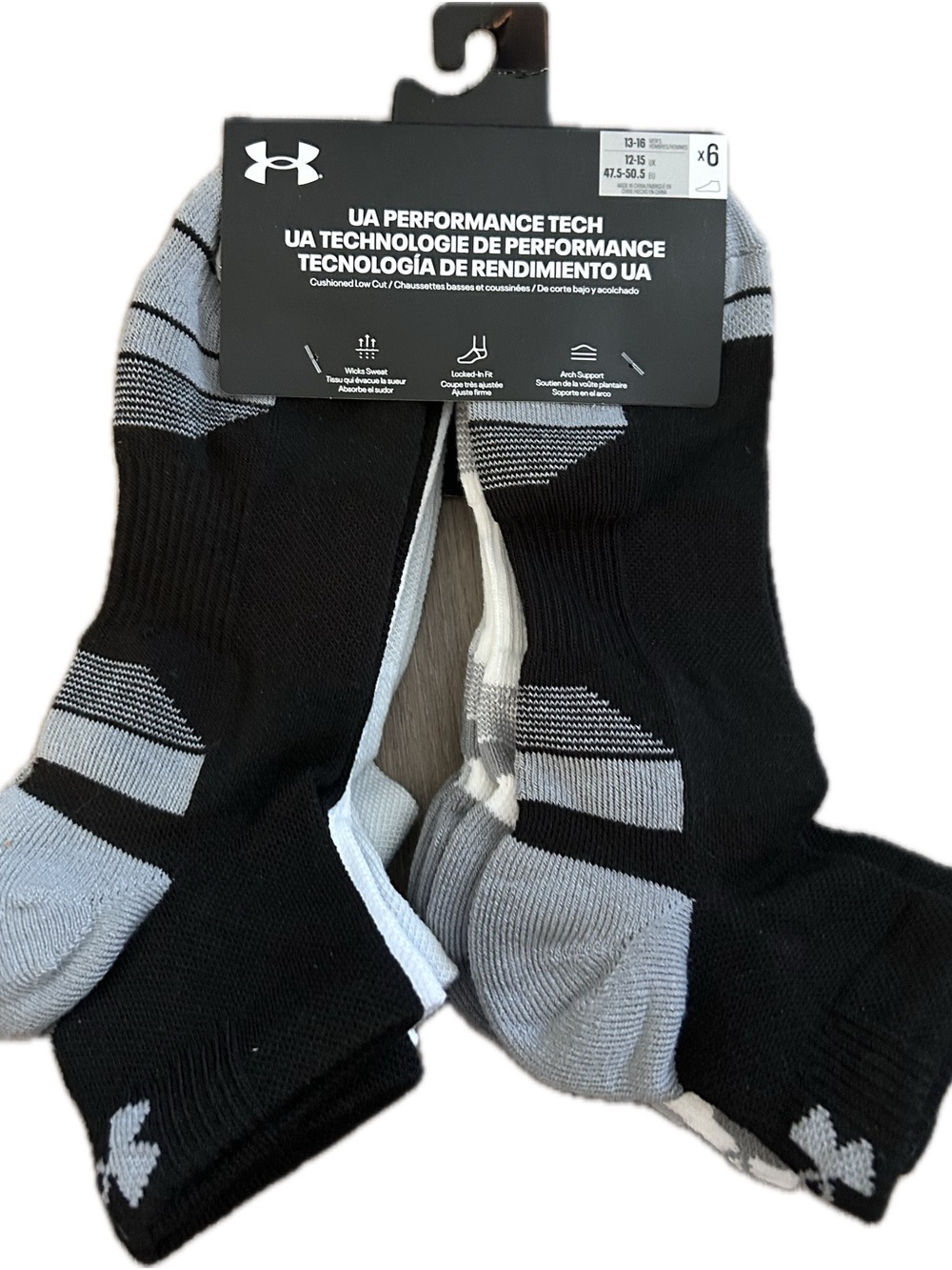 Under Armour Men's Black & Gray Performance Low Cut Socks - 6 Pack